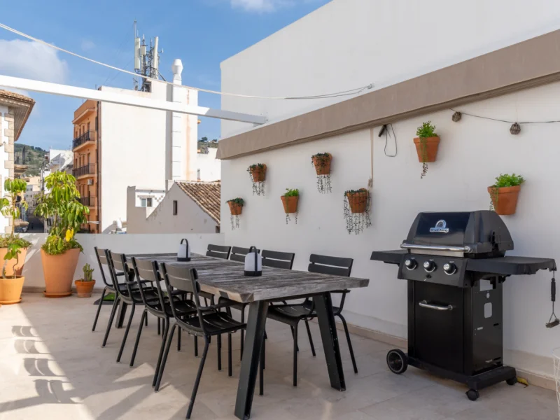 Exclusief Gerenoveerd Penthouse in het Historische Centrum van Jávea