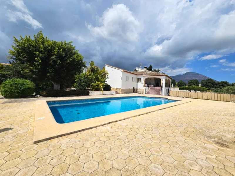 Villa te Koop Jávea, Tarraula - 4 Slaapkamers, Groot Perceel