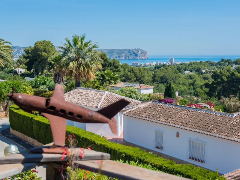 Villa met zeezicht te koop in Javea