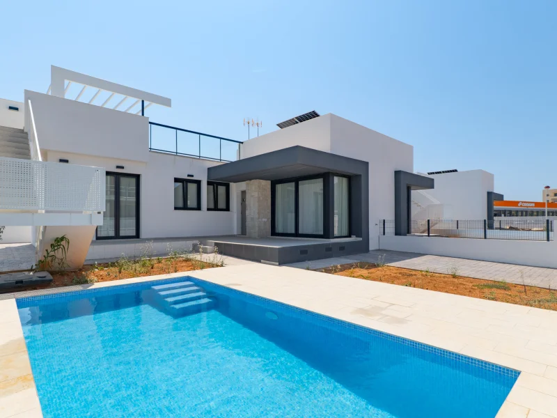 Moderne villa met 3 slaapkamers te koop in El Verger met zwembad