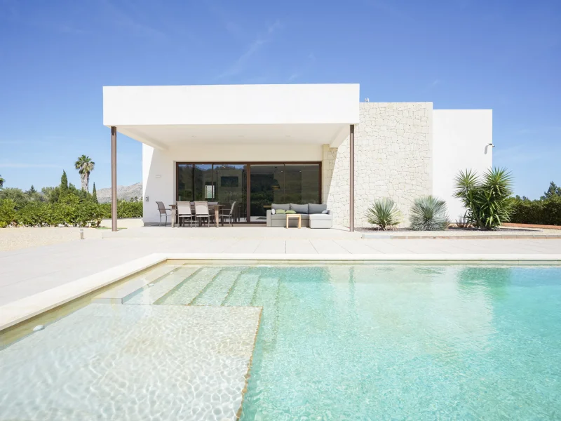 Moderne villa te koop in Beniarbeig met privé zwembad