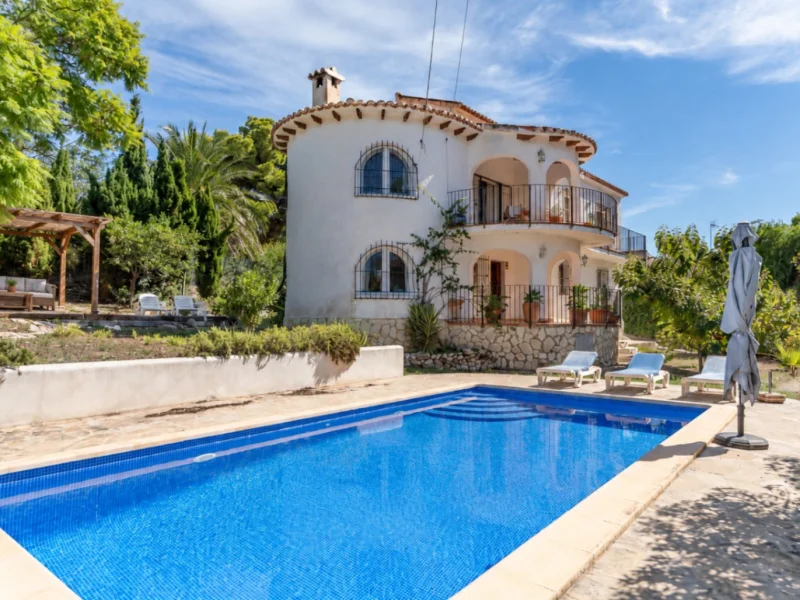 Villa te koop in Jávea, Tosalet met privézwembad