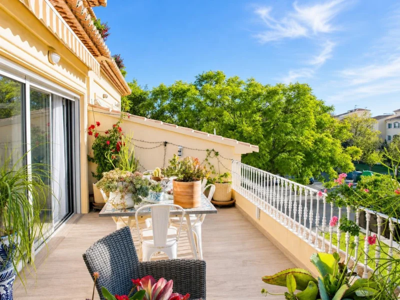 Appartement te koop in Jávea, Puerto met ruim terras, parkeerplaats en berging