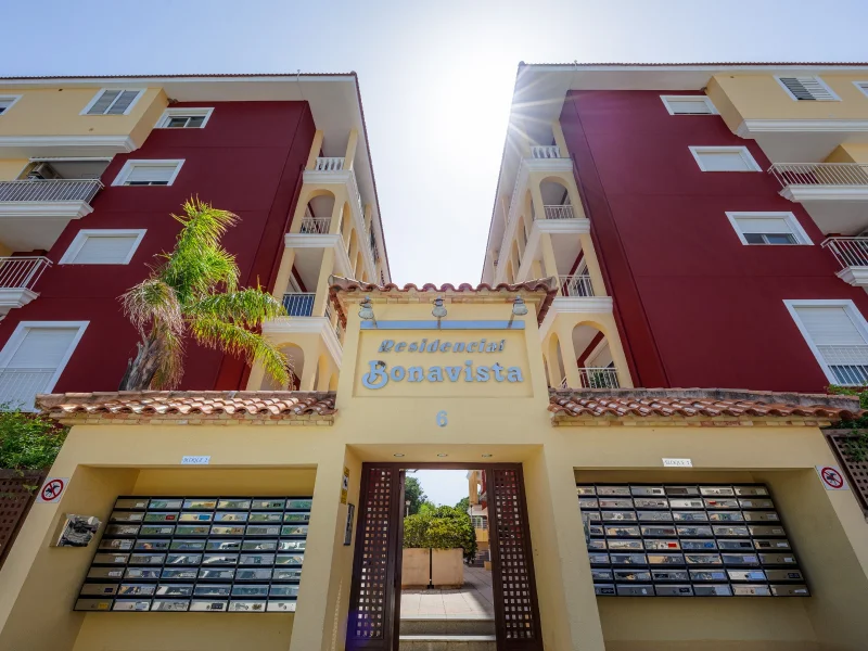 Appartement te koop in Pedreguer met gemeenschappelijk zwembad