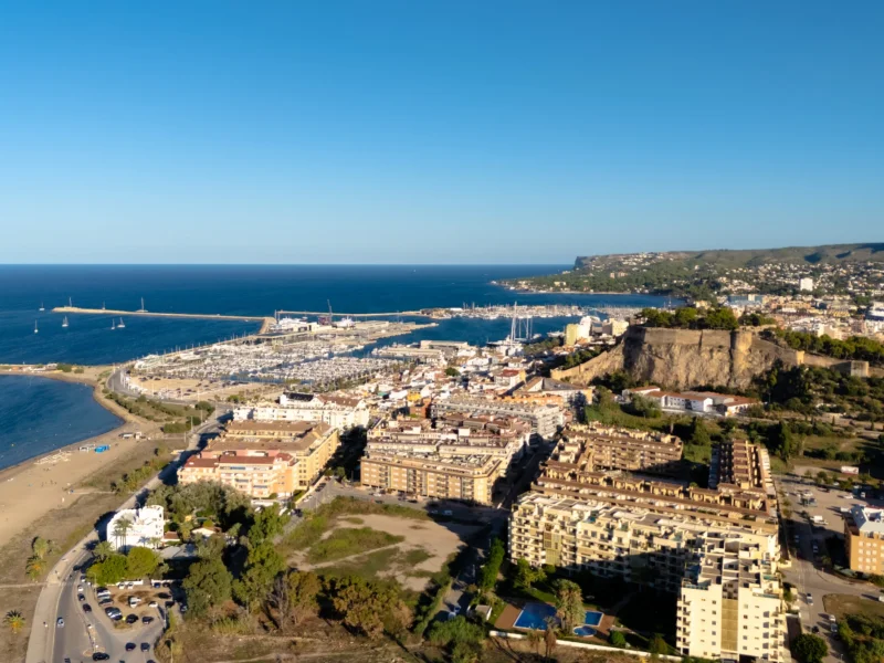 Appartement te koop in Dénia, Centro Urbano met terras
