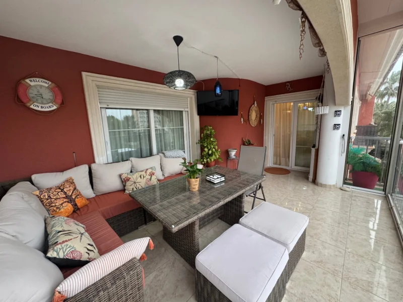 Appartement met terras in Jávea
