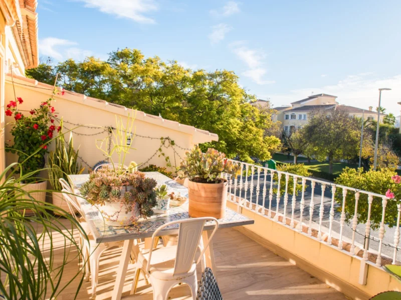 Modern appartement met groot terras in Jávea