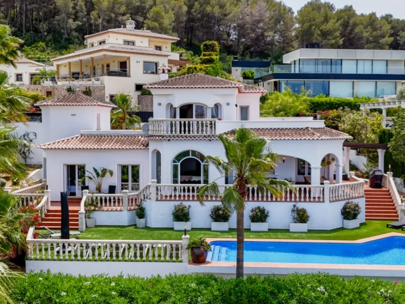 Traditioneel chalet met panoramisch uitzicht op zee en de Montgó in Jávea