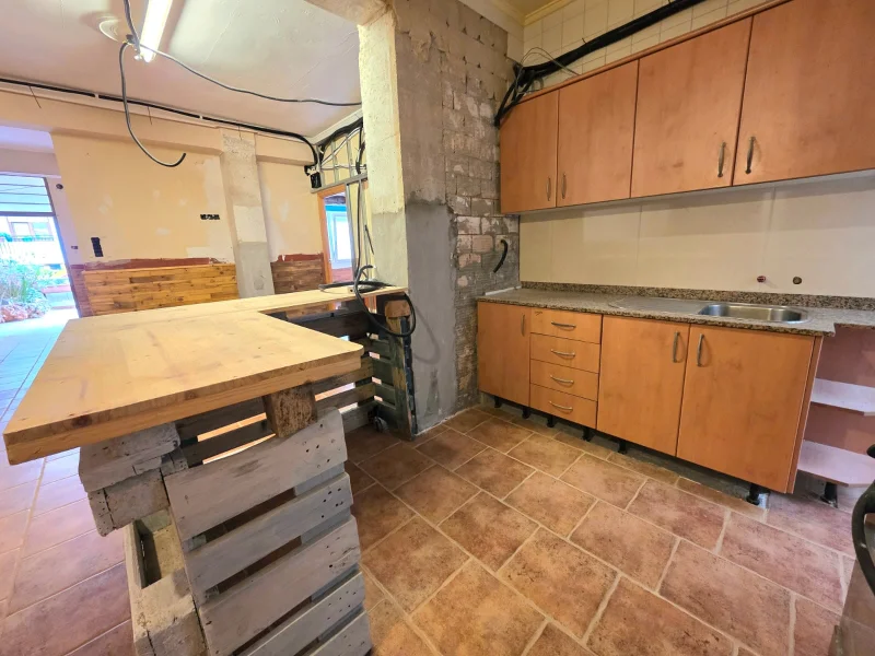Gelijkvloers appartement met groot terras in de haven van Jávea