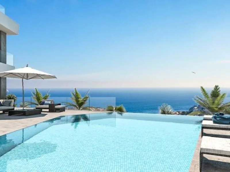Luxe villa met zeezicht in Calpe