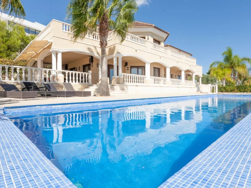 Villa in Calpe met panoramisch zeezicht