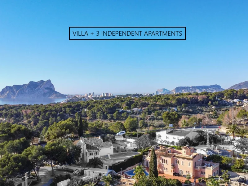 Ruime villa in Benissa met zeezicht en gastenverblijven