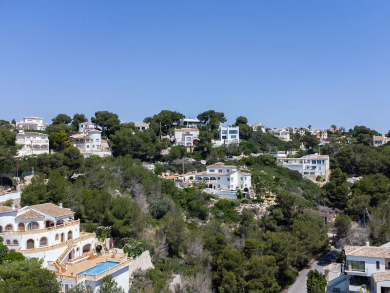 Bouwgrond met zeezicht in Costa Nova, Jávea