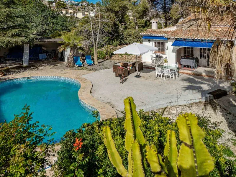 Mediterrane villa in La Arnella, Moraira met privézwembad