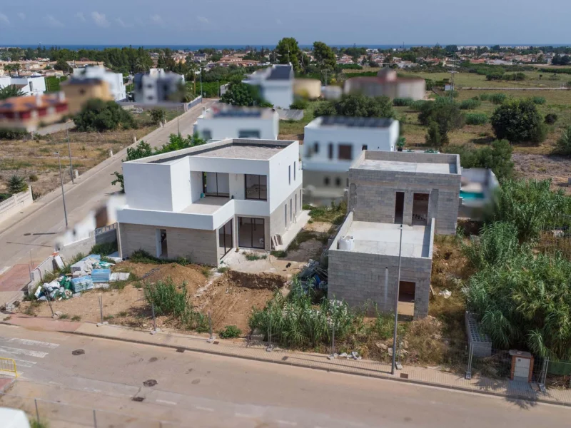 Moderne villa met drie slaapkamers en privézwembad in El Verger