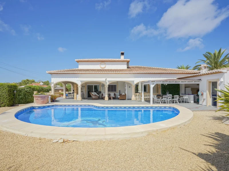 Villa in Jávea, Costa Nova met Privé Zwembad