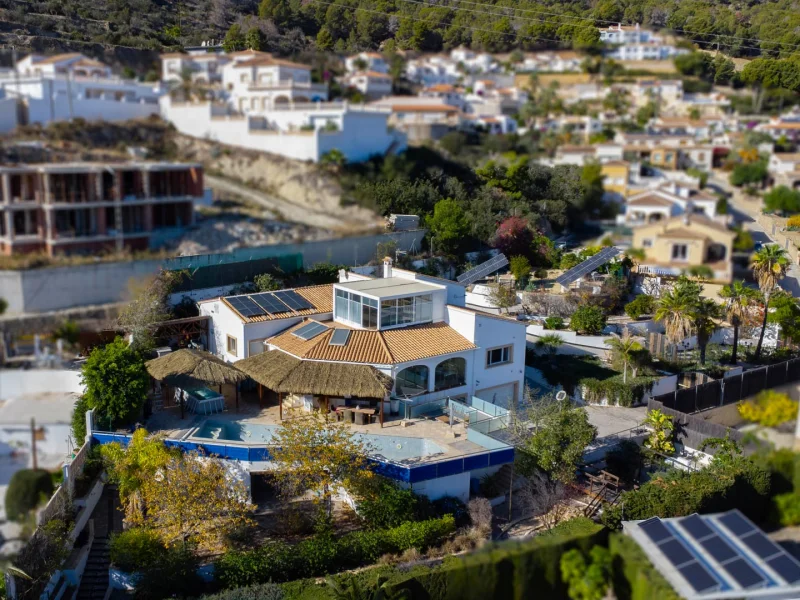 Villa met panoramisch zeezicht in Calpe, Partida Cucarres