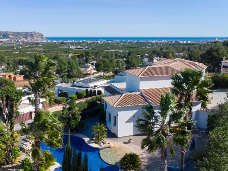 Exclusieve villa in Piver, Jávea met zee- en Montgózicht