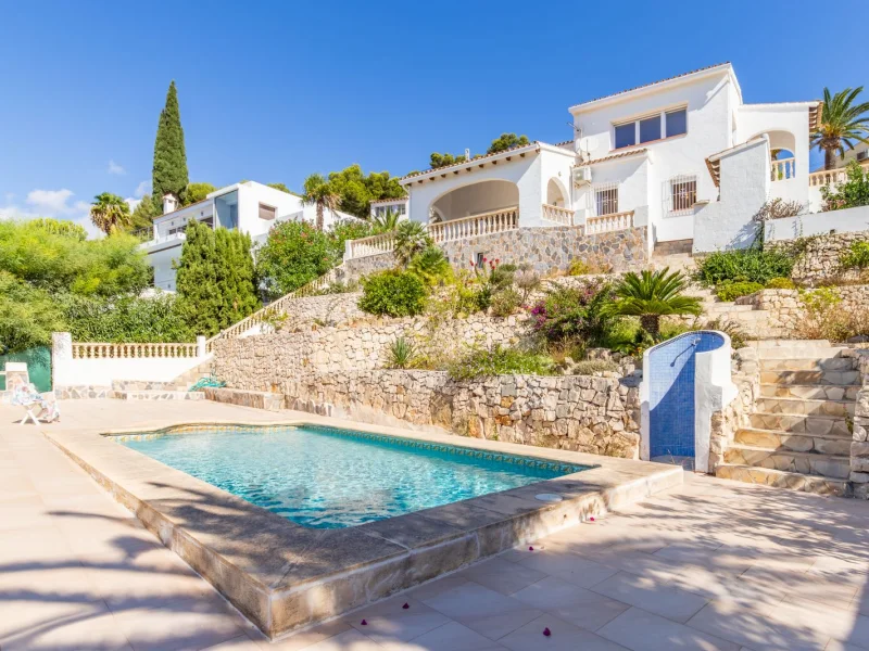Villa in Moraira, Benimeit met zeezicht en privé zwembad