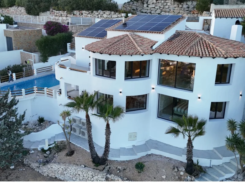 Villa in Benitachell met privézwembad en zeezicht