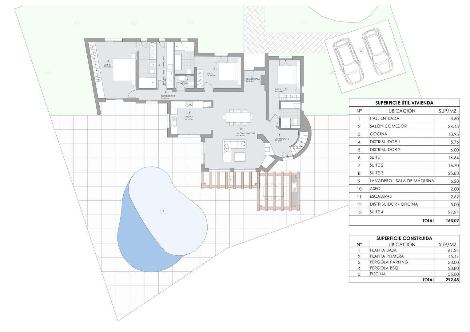Technische plattegrond van de begane grond met drie suites, woon-eetkamer, keuken en buitenruimte inclusief een zwembad van 35 m2 en parkeerpergola.