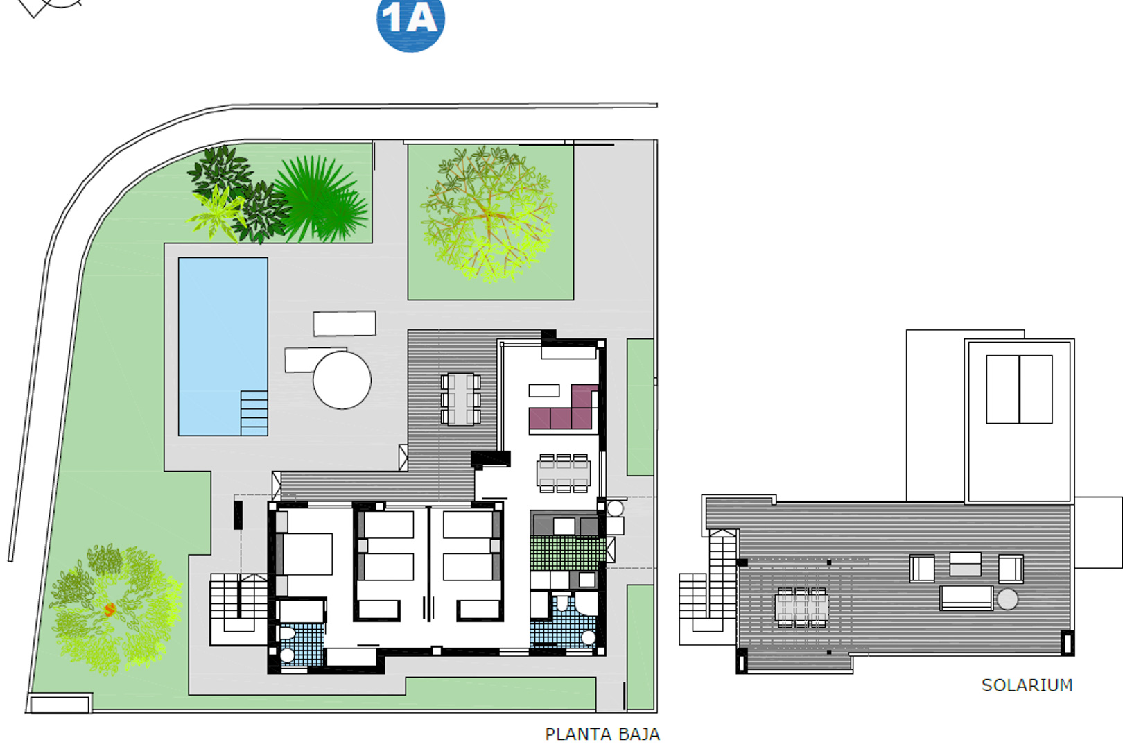Gedetailleerde plattegrond van de begane grond en het solarium, met de indeling van drie slaapkamers, woonkamer en buitenruimte met tuin en zwembad.