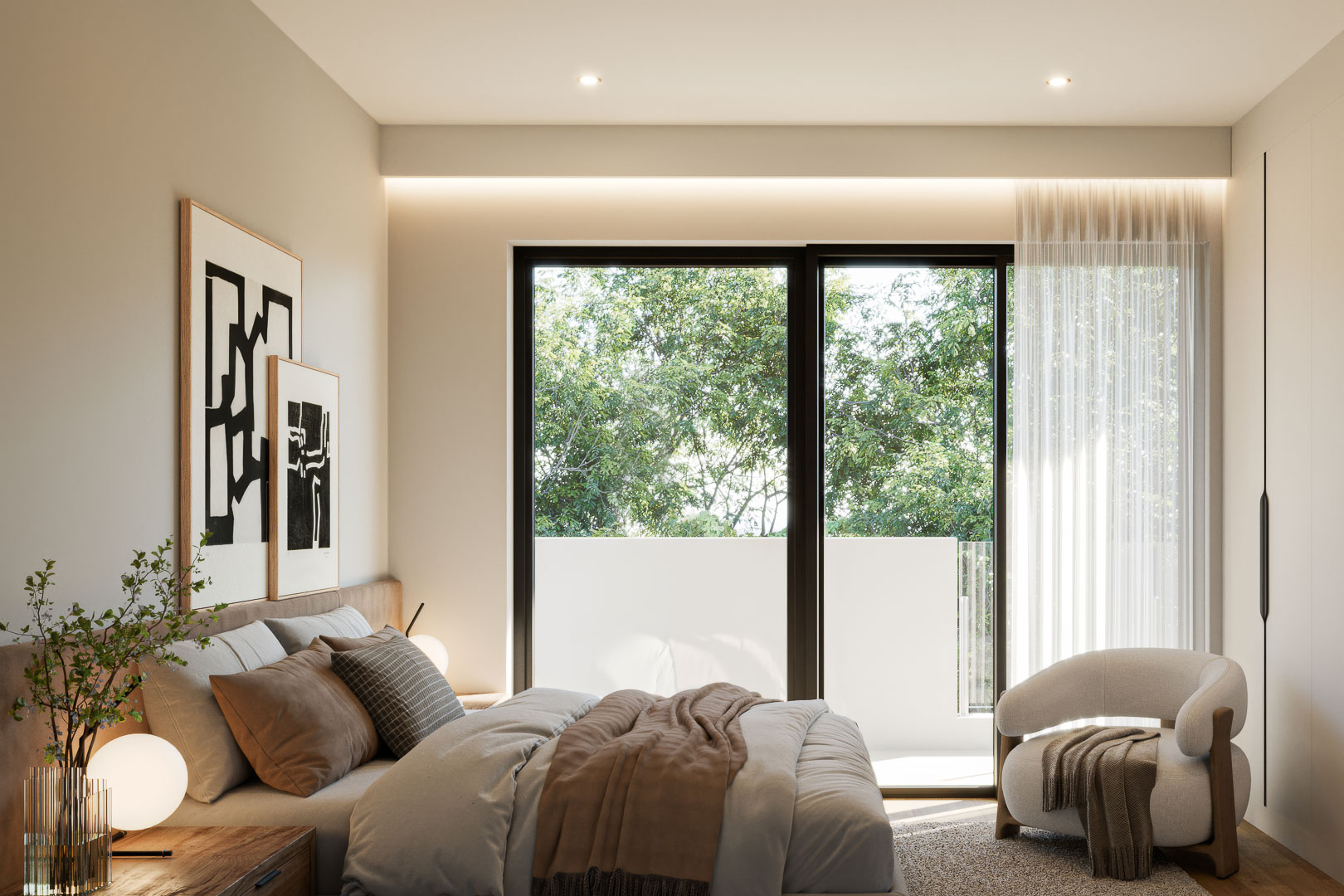 Hoofdslaapkamer met grote glazen schuifdeuren, indirecte LED-verlichting en toegang tot een privéterras met uitzicht op de omliggende natuur.