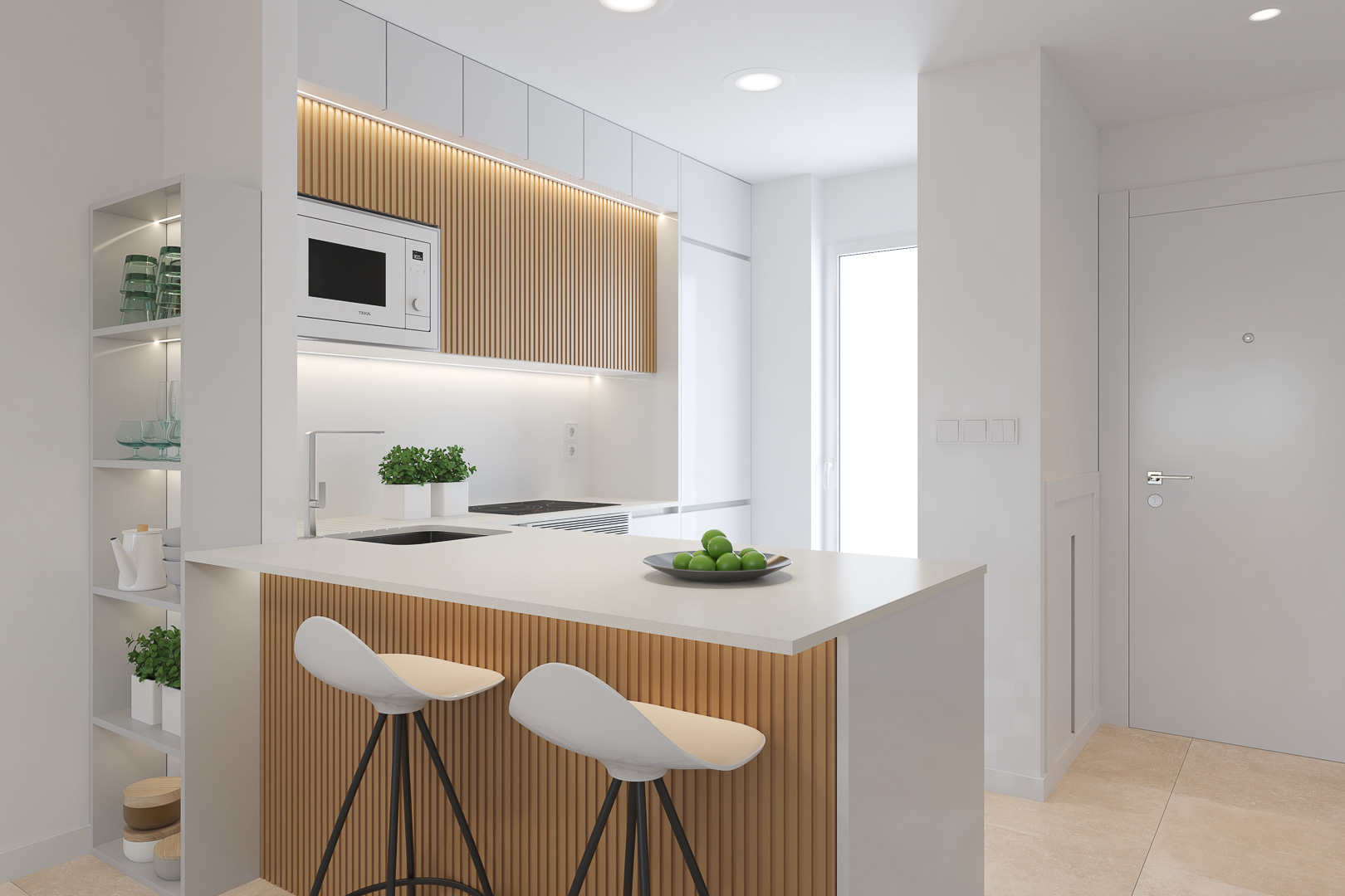 Moderne keuken met een eiland van houten latten, witte werkbladen en designkrukken. Voorzien van inbouwapparatuur en open kasten met LED-verlichting.