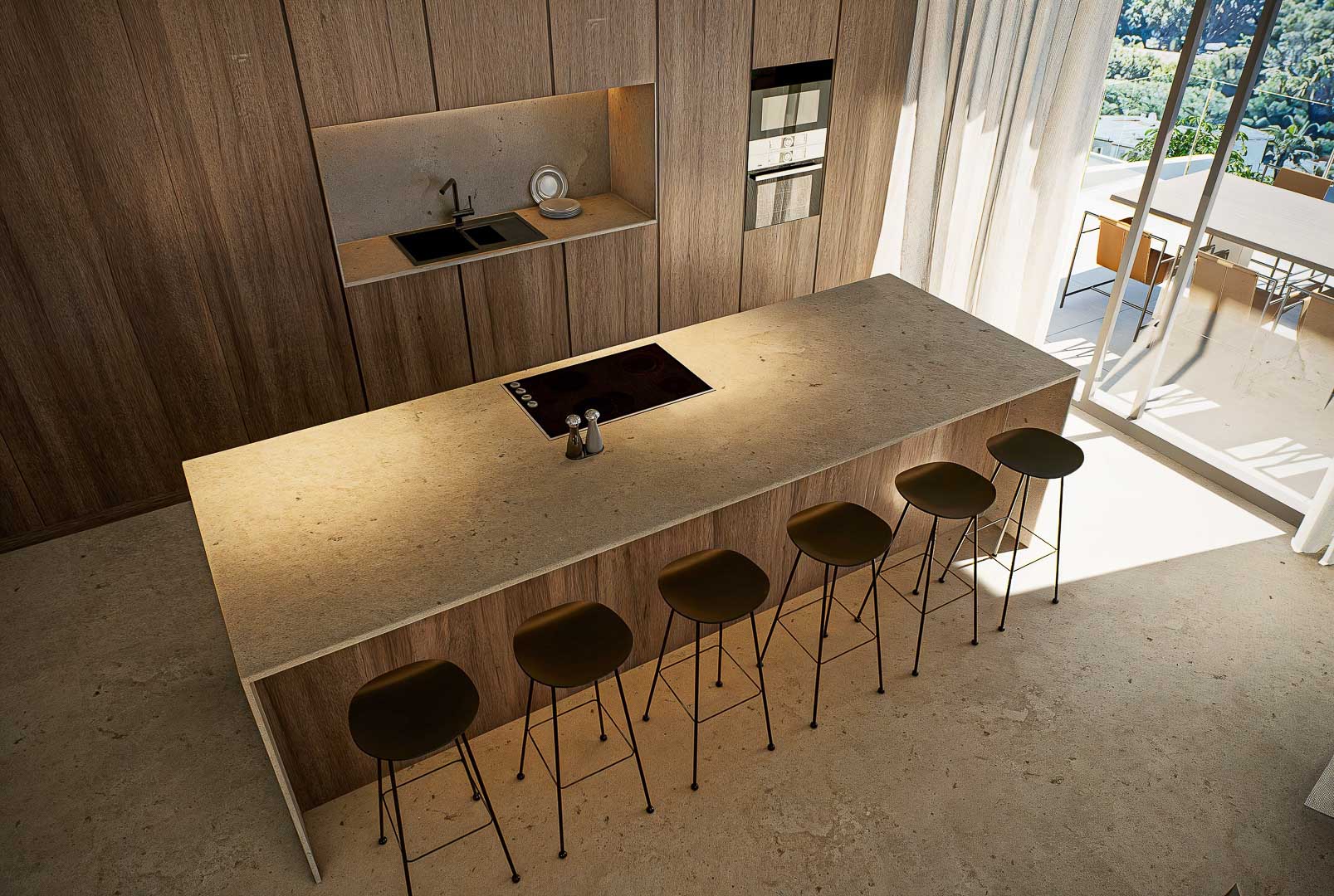 Designkeuken met een groot stenen kookeiland, minimalistische barkrukken en kamerhoge houten kasten. Natuurlijk licht valt binnen via de glazen deuren naar het terras.