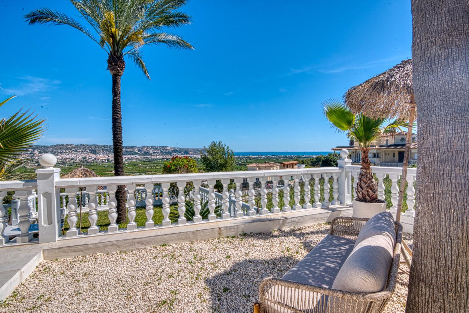 Villa in Jávea Piver: 3 Slaapkamers, Zwembad & Tuin