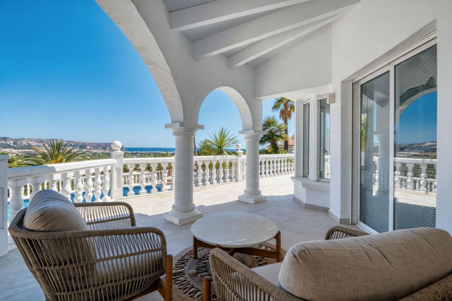Villa in Jávea Piver: 3 Slaapkamers, Zwembad & Tuin