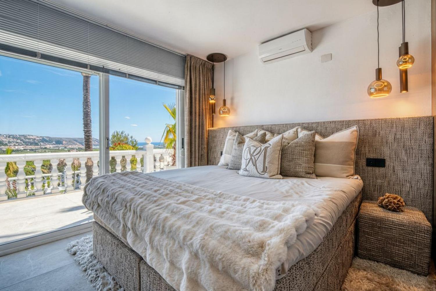 Villa in Jávea Piver: 3 Slaapkamers, Zwembad & Tuin