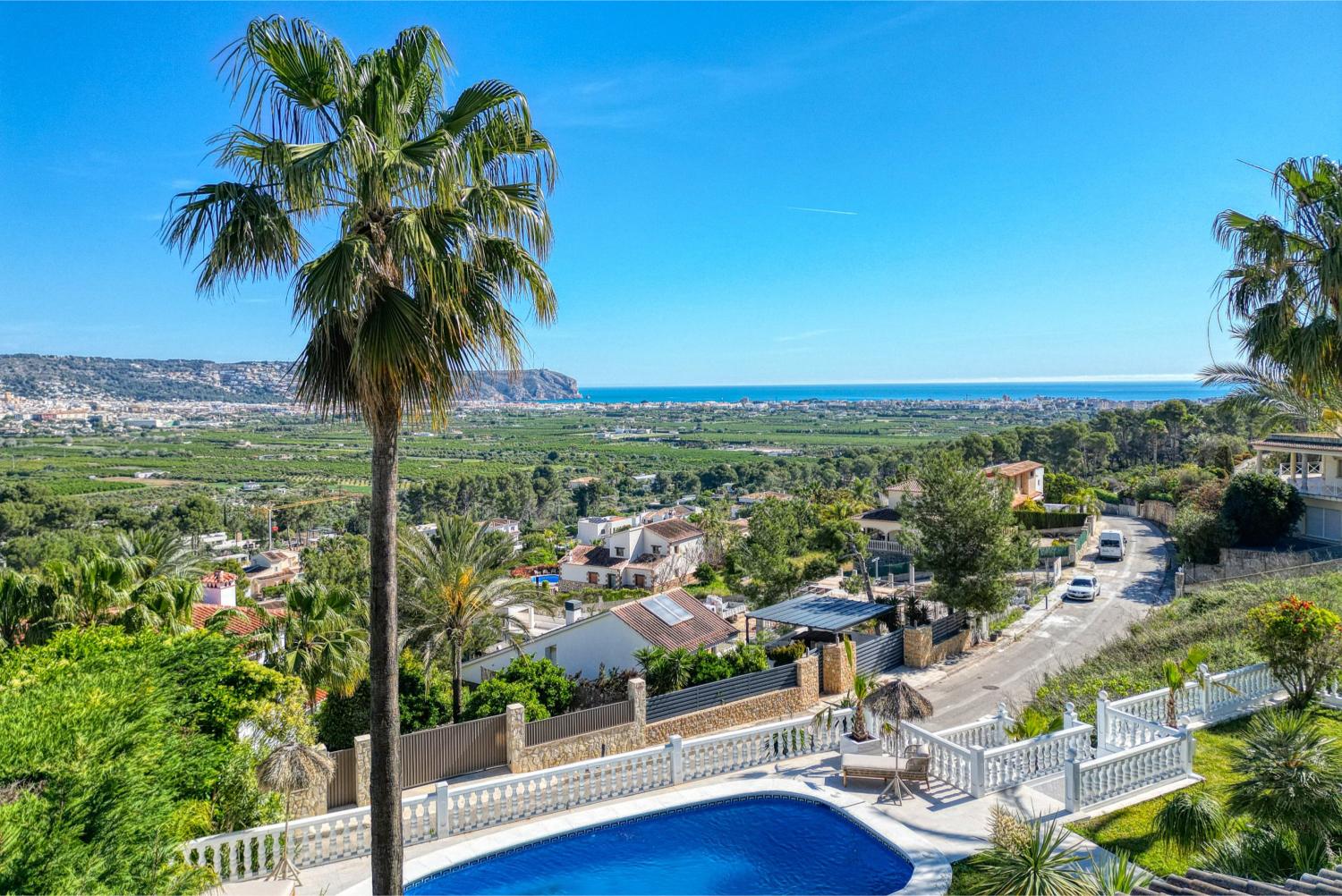 Villa in Jávea Piver: 3 Slaapkamers, Zwembad & Tuin