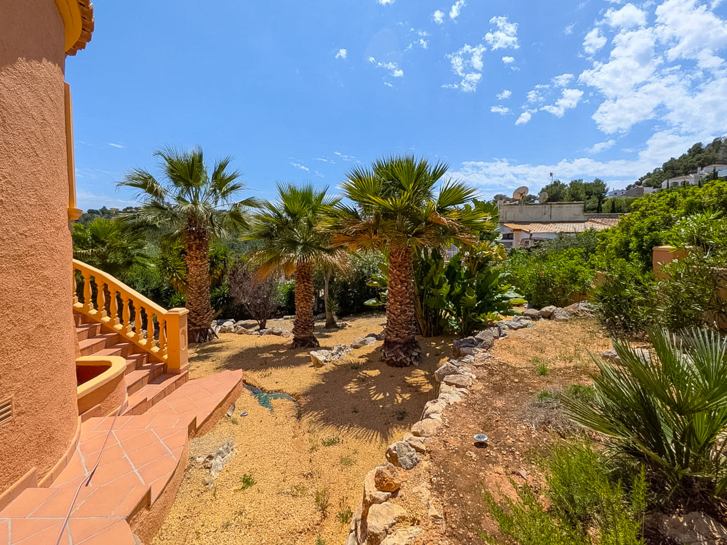 Villa Jávea: 3 Slaapkamers, Zwembad & Tuin! €750.000