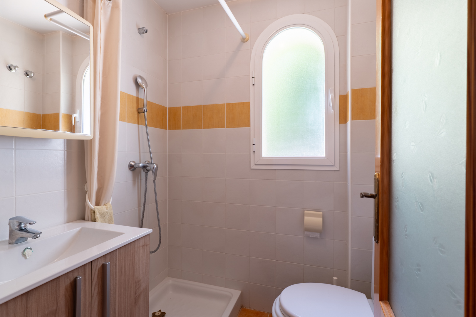 Altea Hills: Ruim 2-Slaapkamer Appartement met Potentie