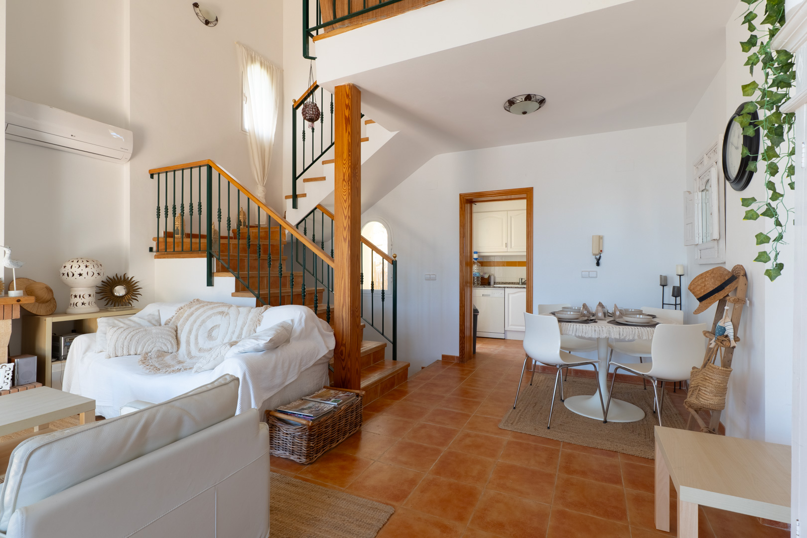 Altea Hills: Ruim 2-Slaapkamer Appartement met Potentie