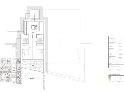 Begane grond plattegrond met twee slaapkamers en-suite, open woon-eetkamer, directe toegang tot een buitenterras, zwembad en terrasvormige tuinen.