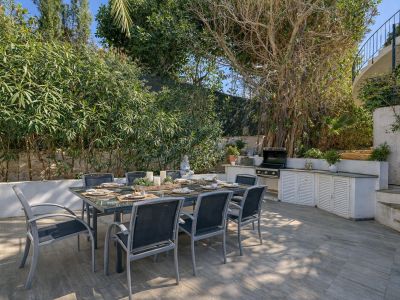 Terras met barbecuezone