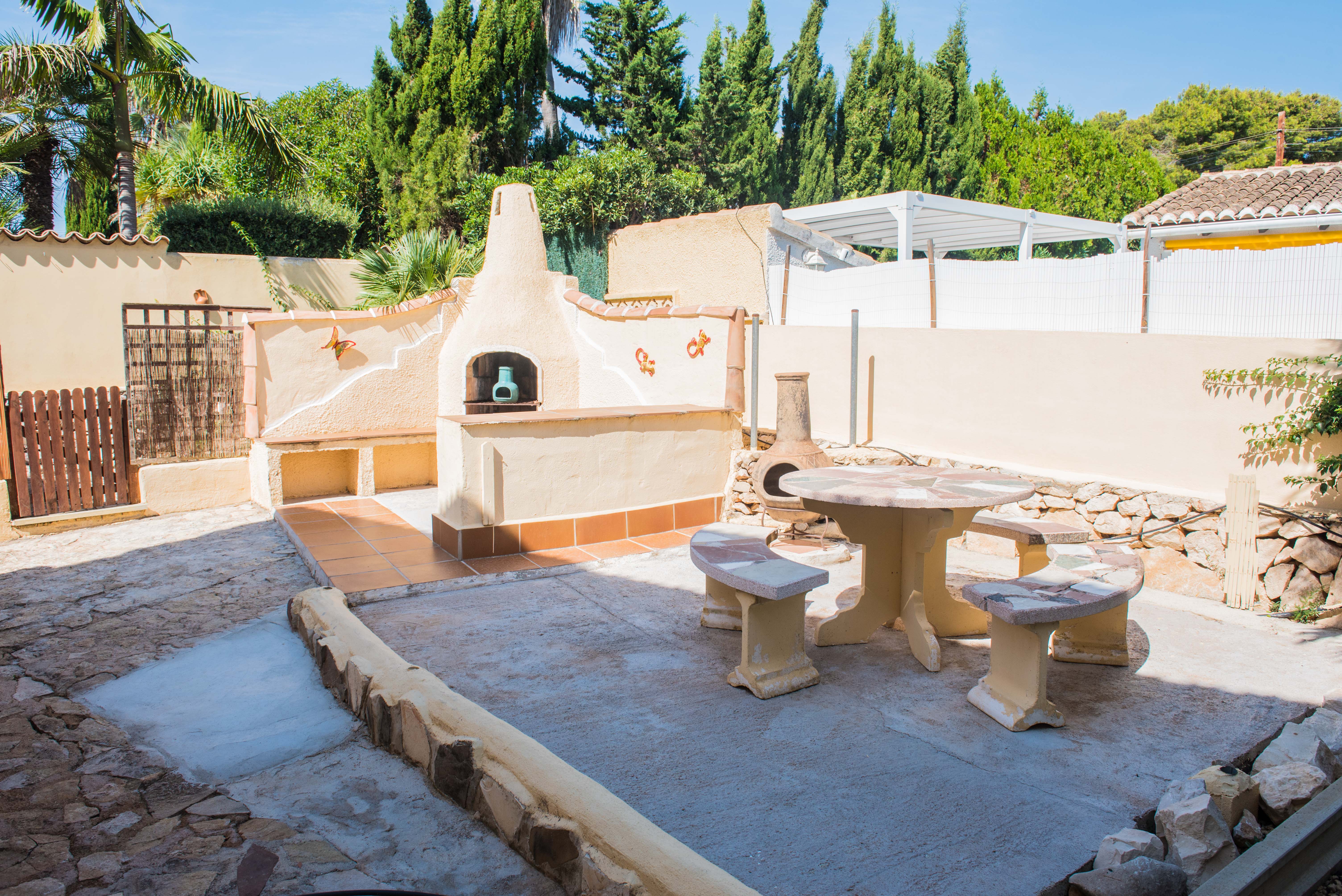 Buitenbarbecue en terras