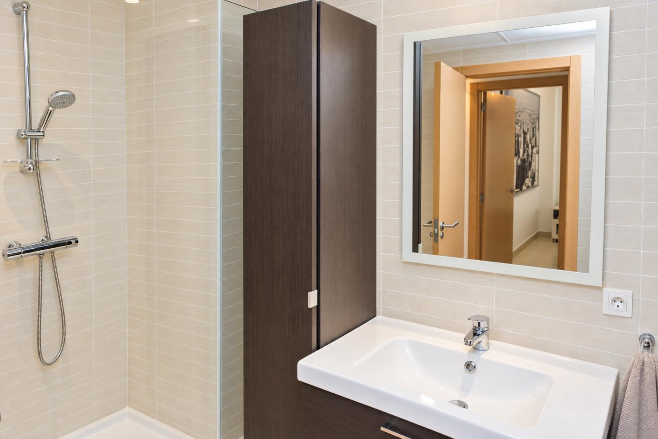 Badkamer met douche