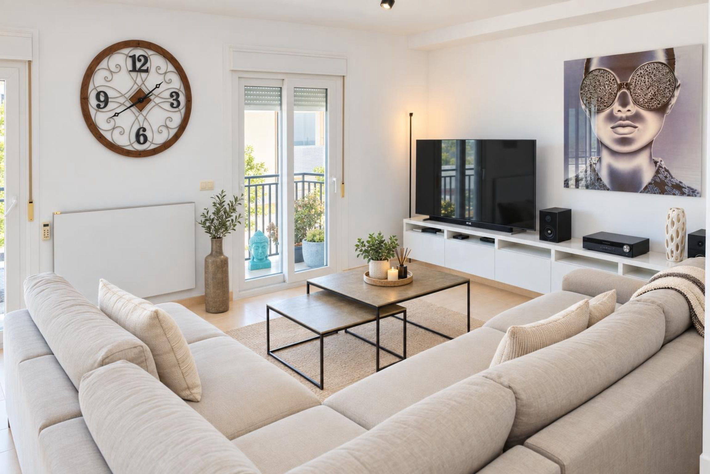 Woonkamer met balkon