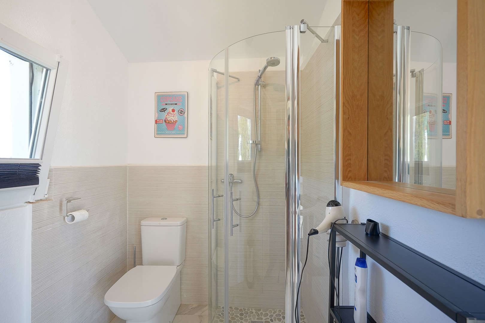 Badkamer met douche