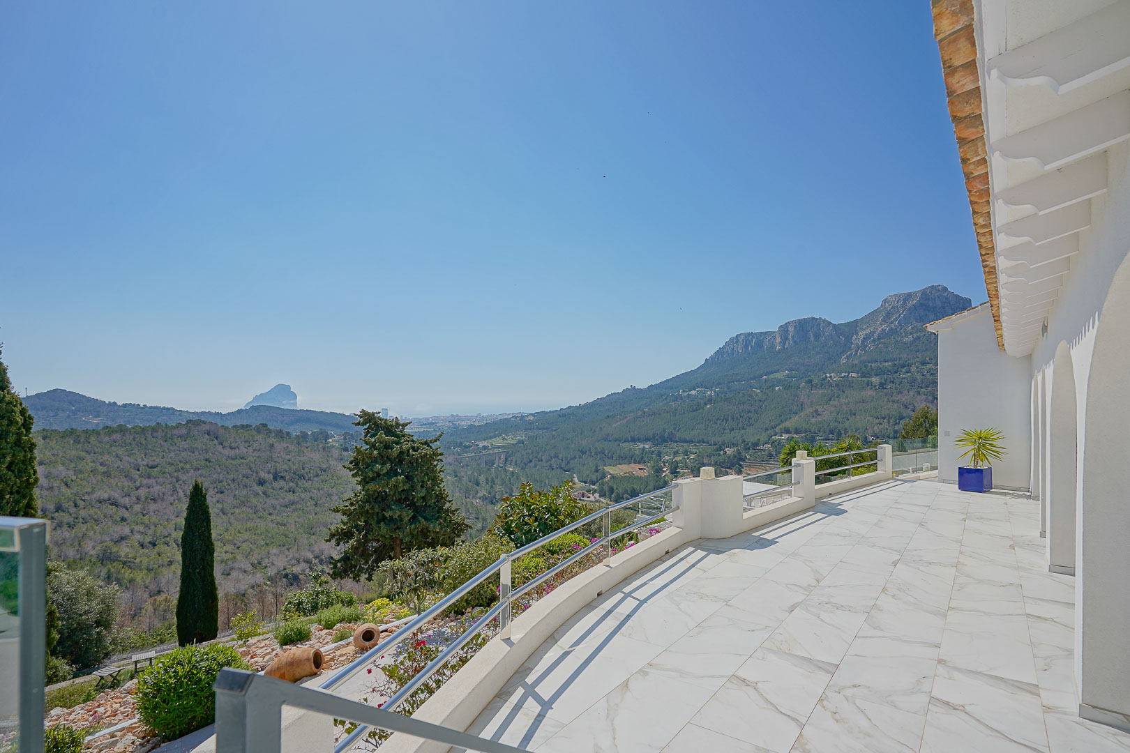Terras met panoramisch uitzicht