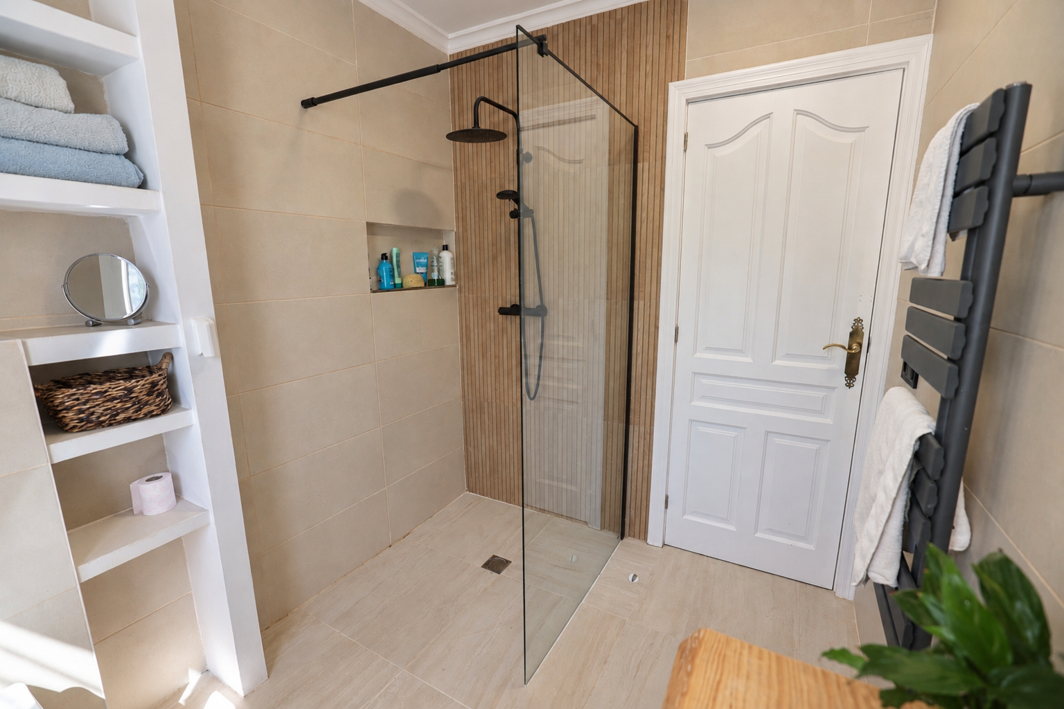 Badkamer met inloopdouche