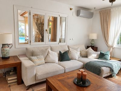 Woonkamer van de villa