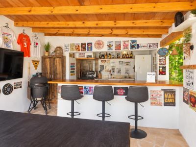 Volledig gerenoveerde villa te koop in Jávea, op enkele minuten lopen van het historisch centrum