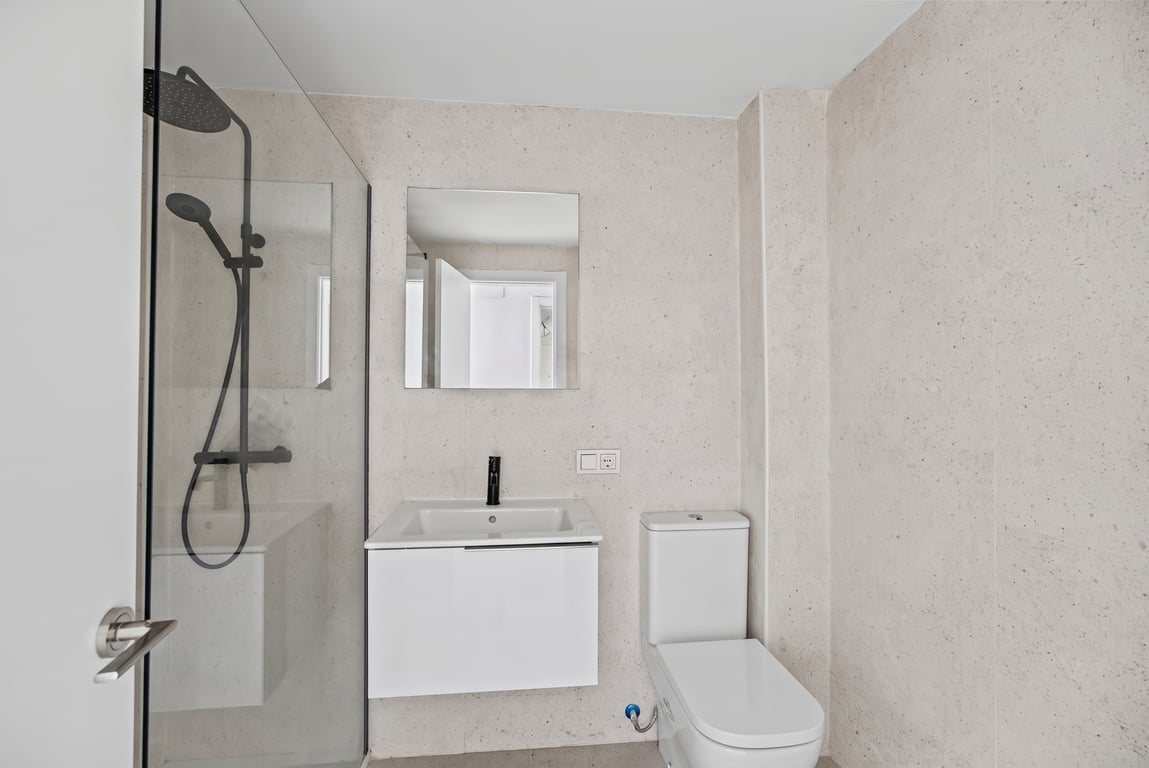 Badkamer met douche