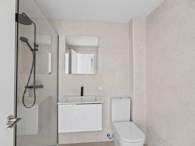 Badkamer met douche