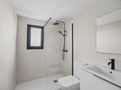 Badkamer met douche