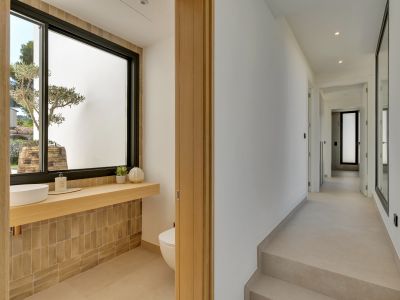 Gastentoilet en gang